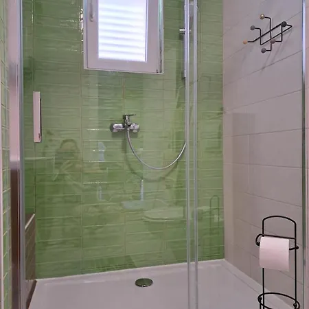 Little House Novigrad Villa